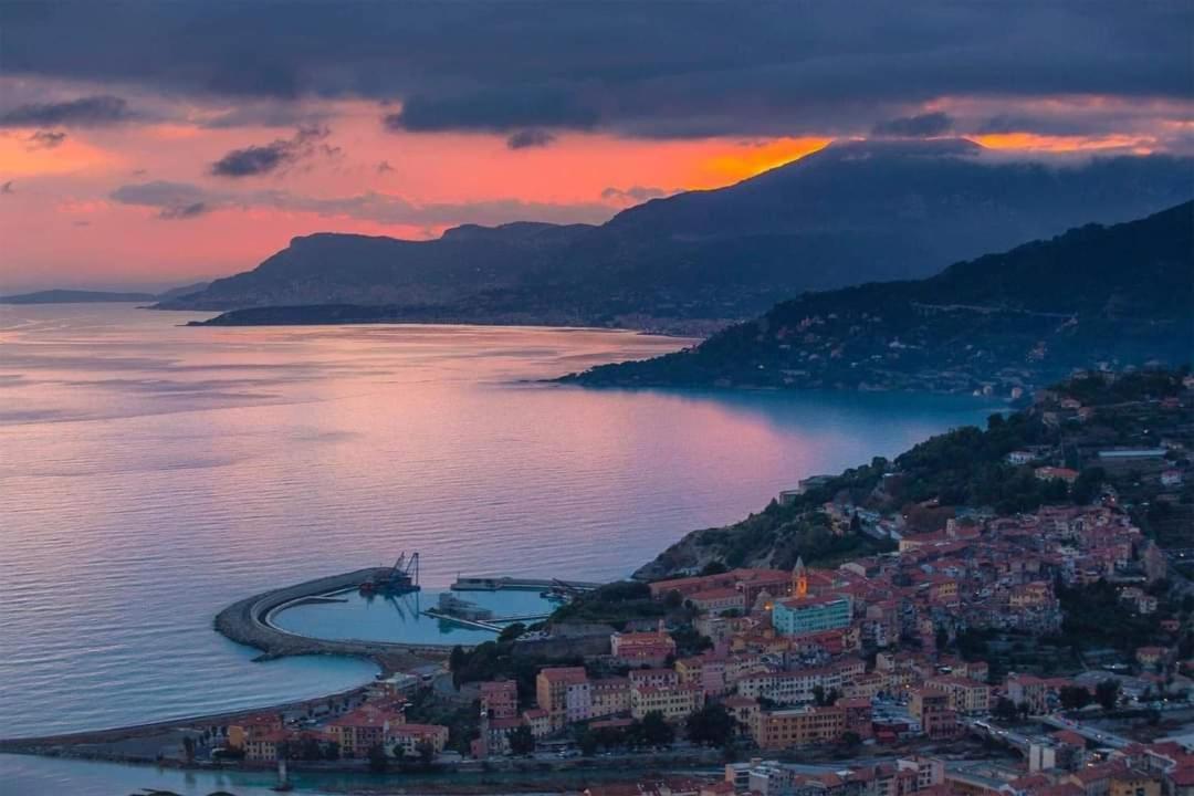 Tuffonelblu Apartman Ventimiglia Kültér fotó
