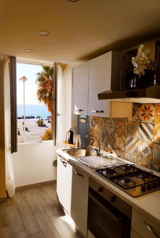 Tuffonelblu Apartman Ventimiglia Kültér fotó