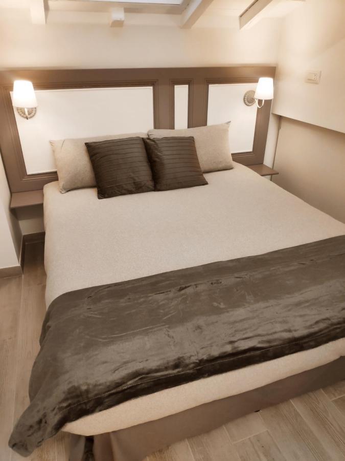 Tuffonelblu Apartman Ventimiglia Kültér fotó